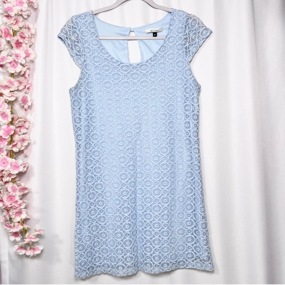 🌸 4/$20 Francesca’s Miami Crochet Lace Mini Dress Medium Light Blue